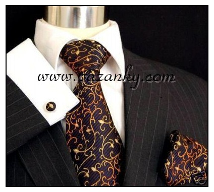 Kravata - vázanka Černá se zlatým vzorem